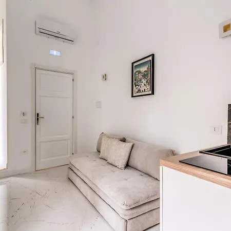Guest house Palazzetto Santa Lucia Naples
