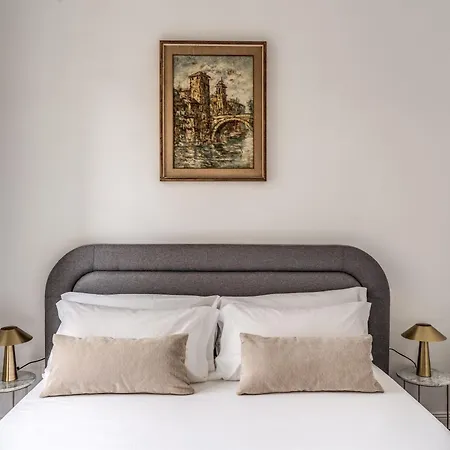 Palazzetto Santa Lucia Naples