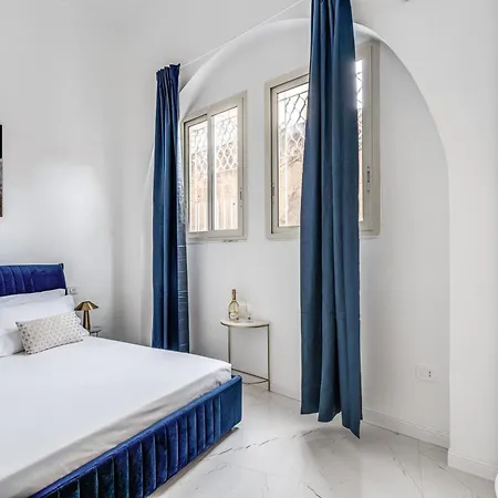 Guest house Palazzetto Santa Lucia 4*